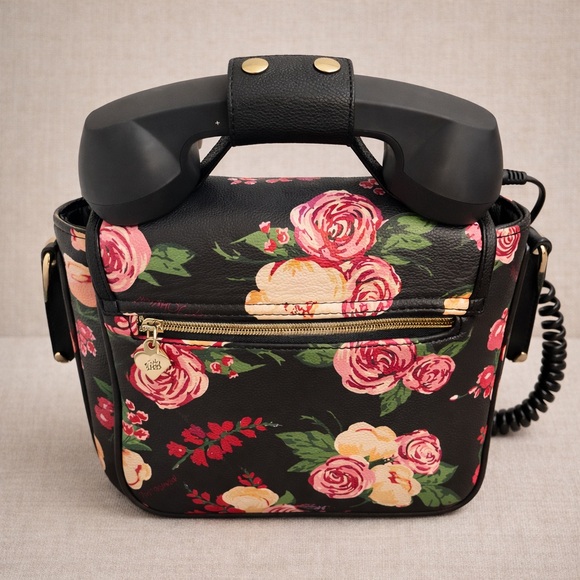 BETSEY JOHNSON novelty phone bag faux leather floral crossbody handbag - Picture 3 of 15